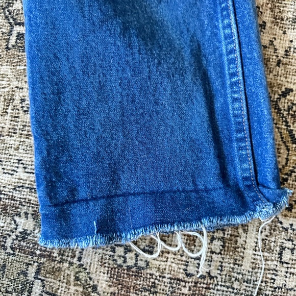 Vintage Wrangler High-Rise Jeans - Picture 7 of 9